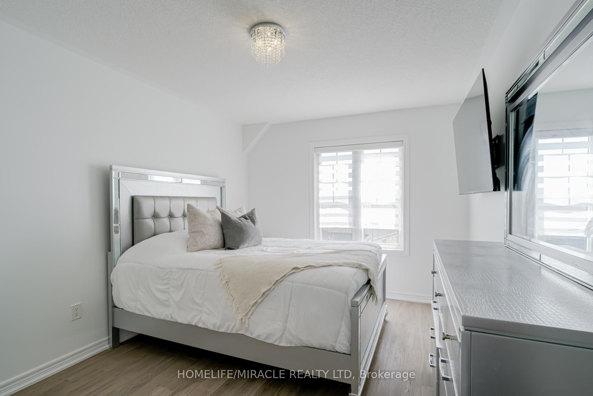 Photo 43 of 69 Sutcliffe Way, New Tecumseth, Alliston — HOMEH