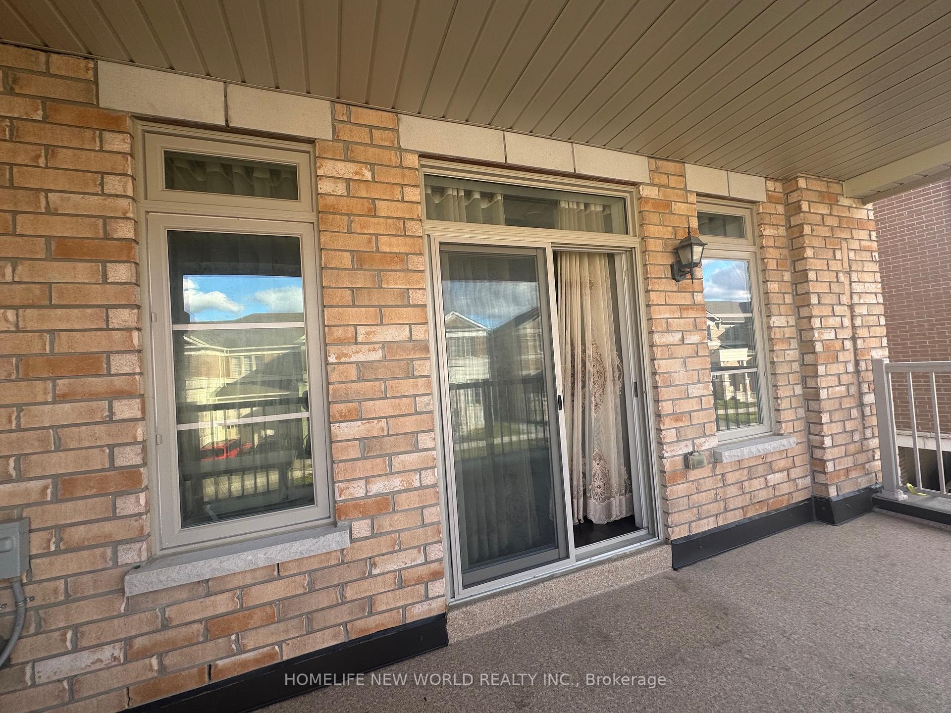 Photo 7 of Unit A, 109 Luzon Avenue, Markham, Box Grove — HOMEH