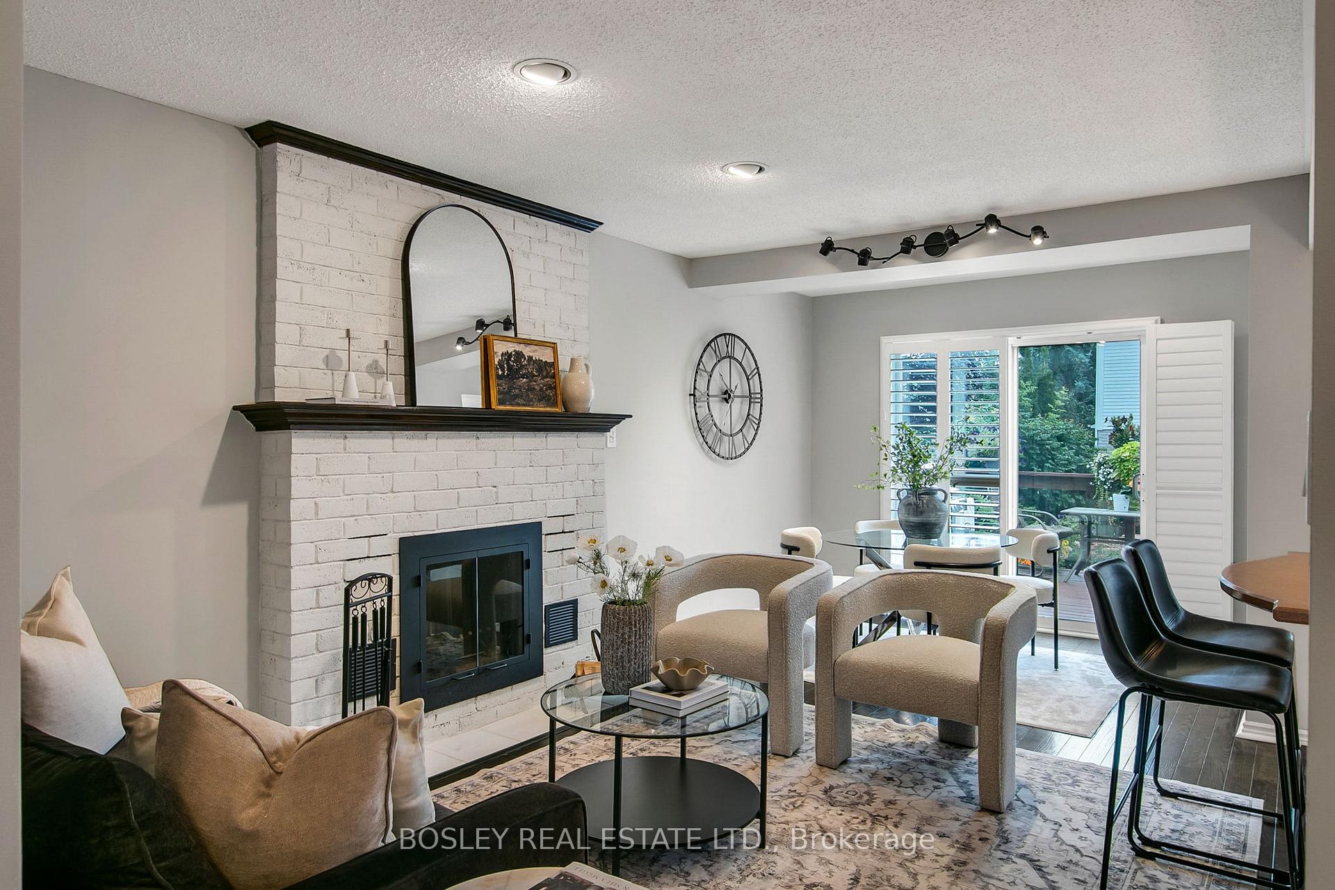 Photo 9 of 769 Lochness Crescent, Oshawa, McLaughlin — HOMEH