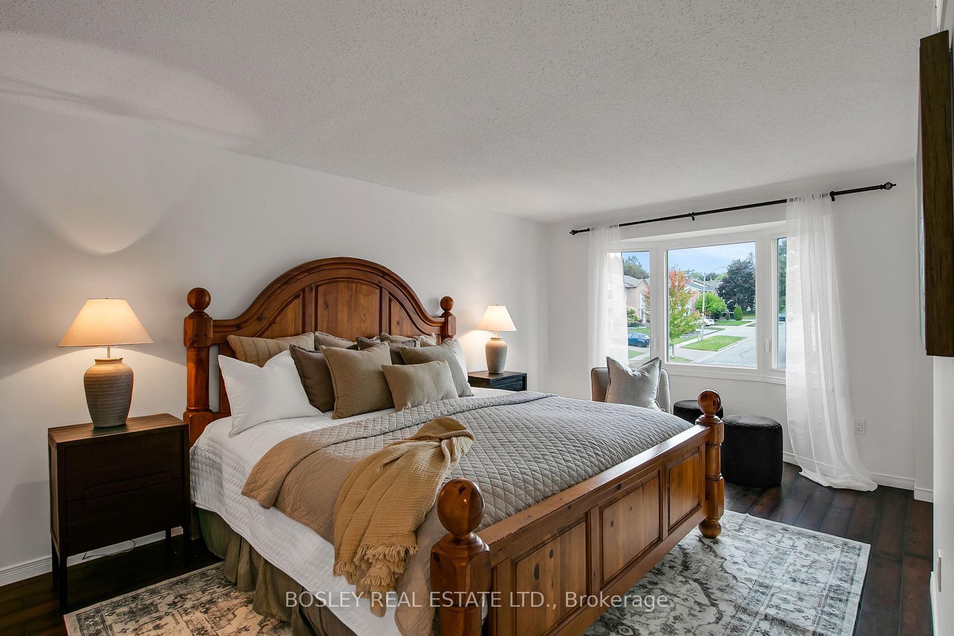 Photo 21 of 769 Lochness Crescent, Oshawa, McLaughlin — HOMEH