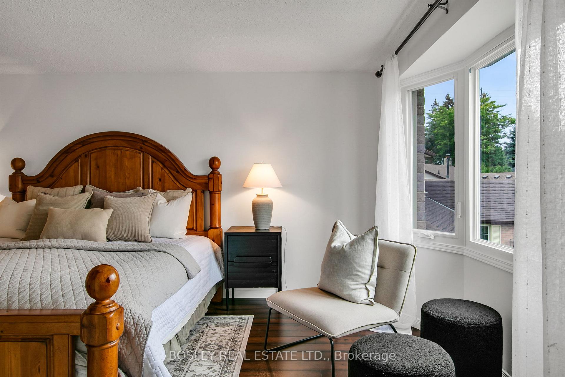 Photo 22 of 769 Lochness Crescent, Oshawa, McLaughlin — HOMEH