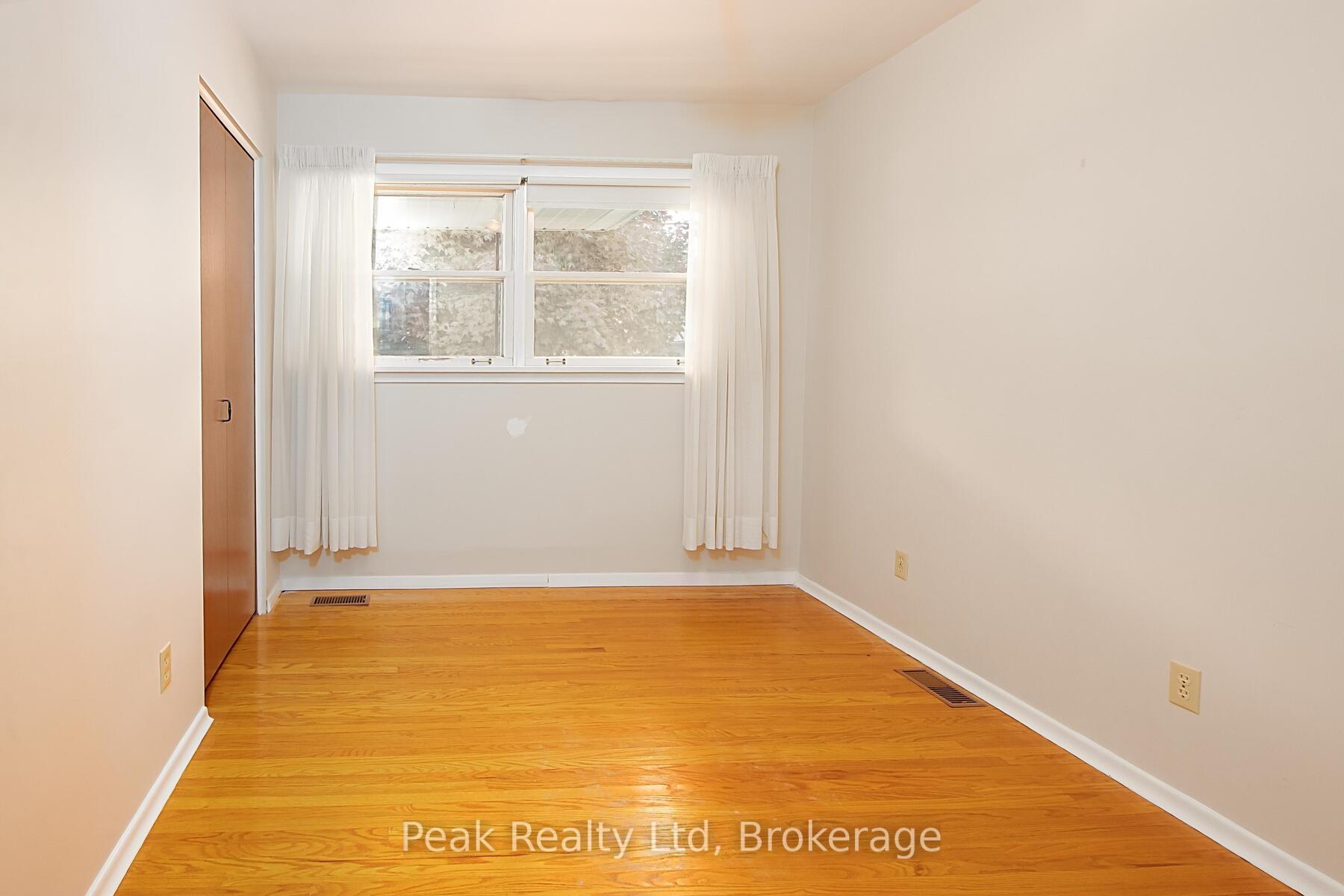 Photo 15 of 670 Davidson Avenue N, North Perth, Listowel — HOMEH
