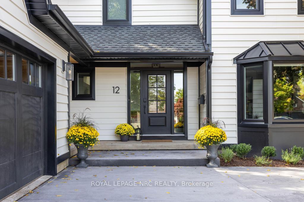 Photo 3 of 12 Scottdale Court, Pelham, Fonthill — HOMEH