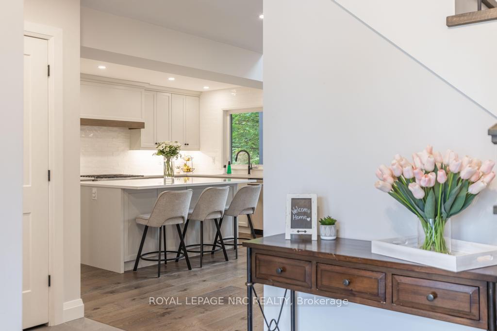 Photo 11 of 12 Scottdale Court, Pelham, Fonthill — HOMEH