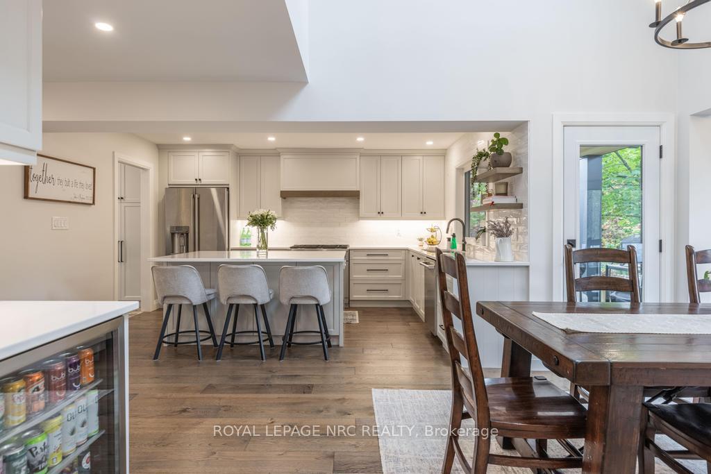 Photo 14 of 12 Scottdale Court, Pelham, Fonthill — HOMEH