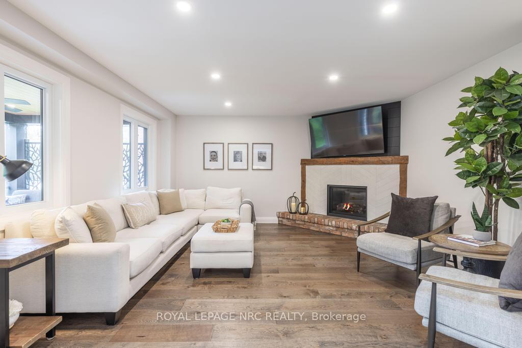 Photo 20 of 12 Scottdale Court, Pelham, Fonthill — HOMEH