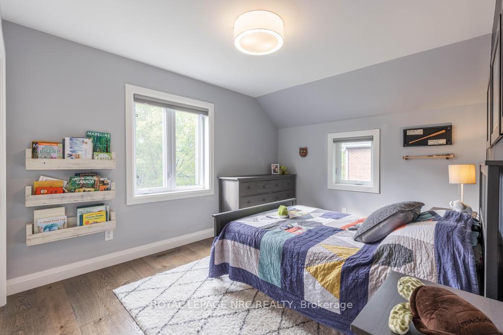 Photo 33 of 12 Scottdale Court, Pelham, Fonthill — HOMEH