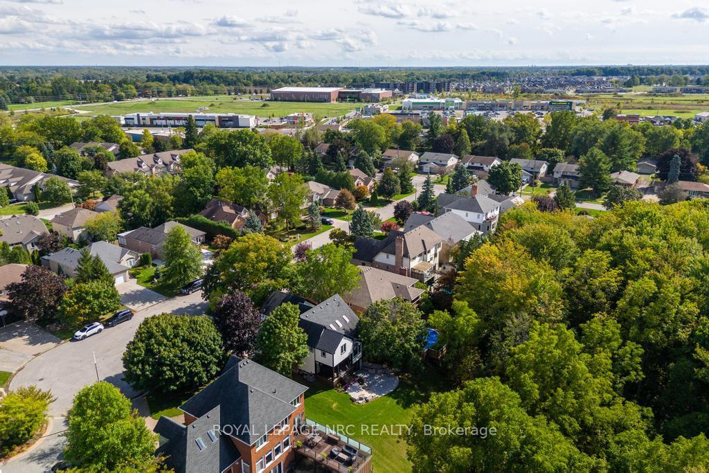Photo 42 of 12 Scottdale Court, Pelham, Fonthill — HOMEH