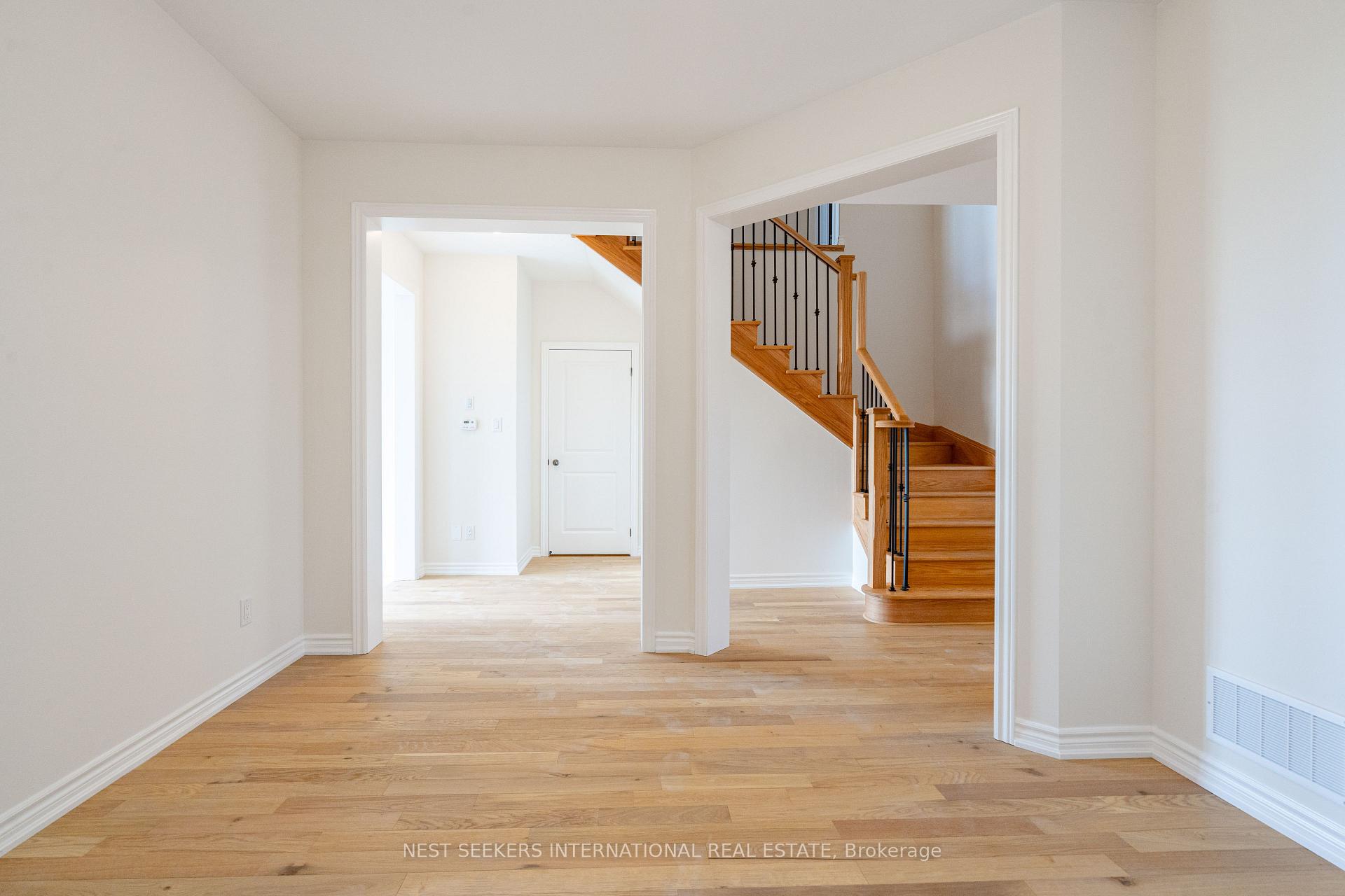 Photo 14 of 51 Fenn Crescent, New Tecumseth, Rural New Tecumseth — HOMEH
