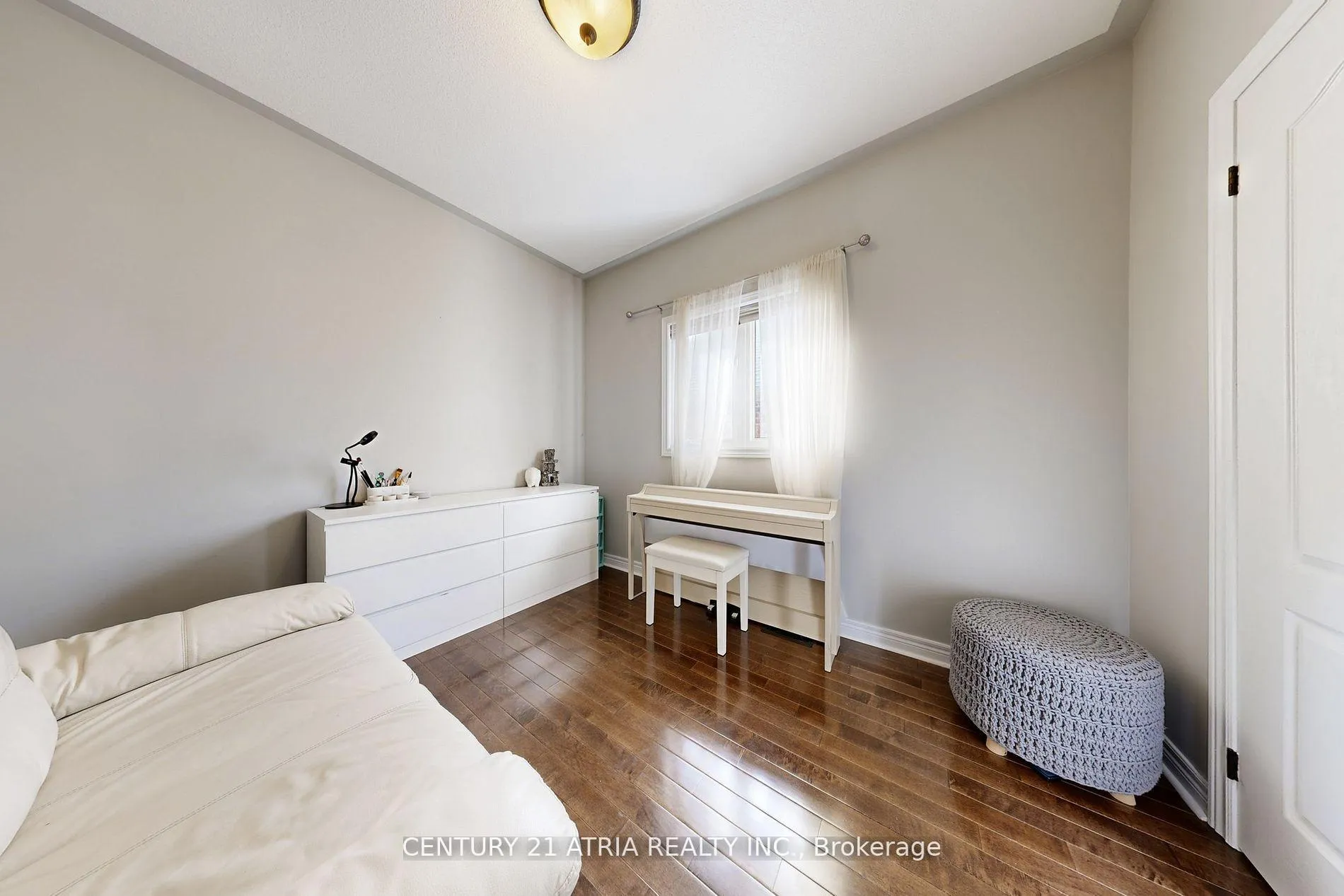 Photo 23 of 490 Kwapis Boulevard, Newmarket, Woodland Hill — HOMEH