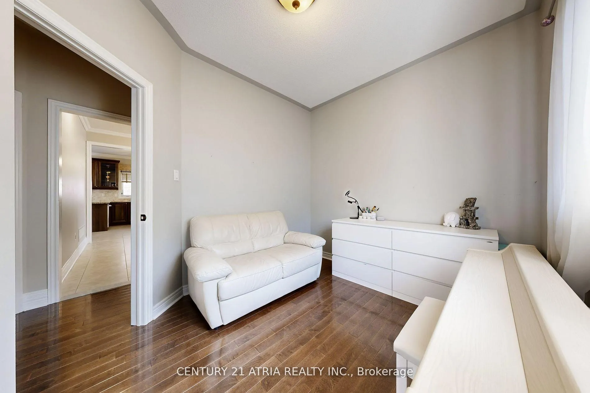 Photo 24 of 490 Kwapis Boulevard, Newmarket, Woodland Hill — HOMEH