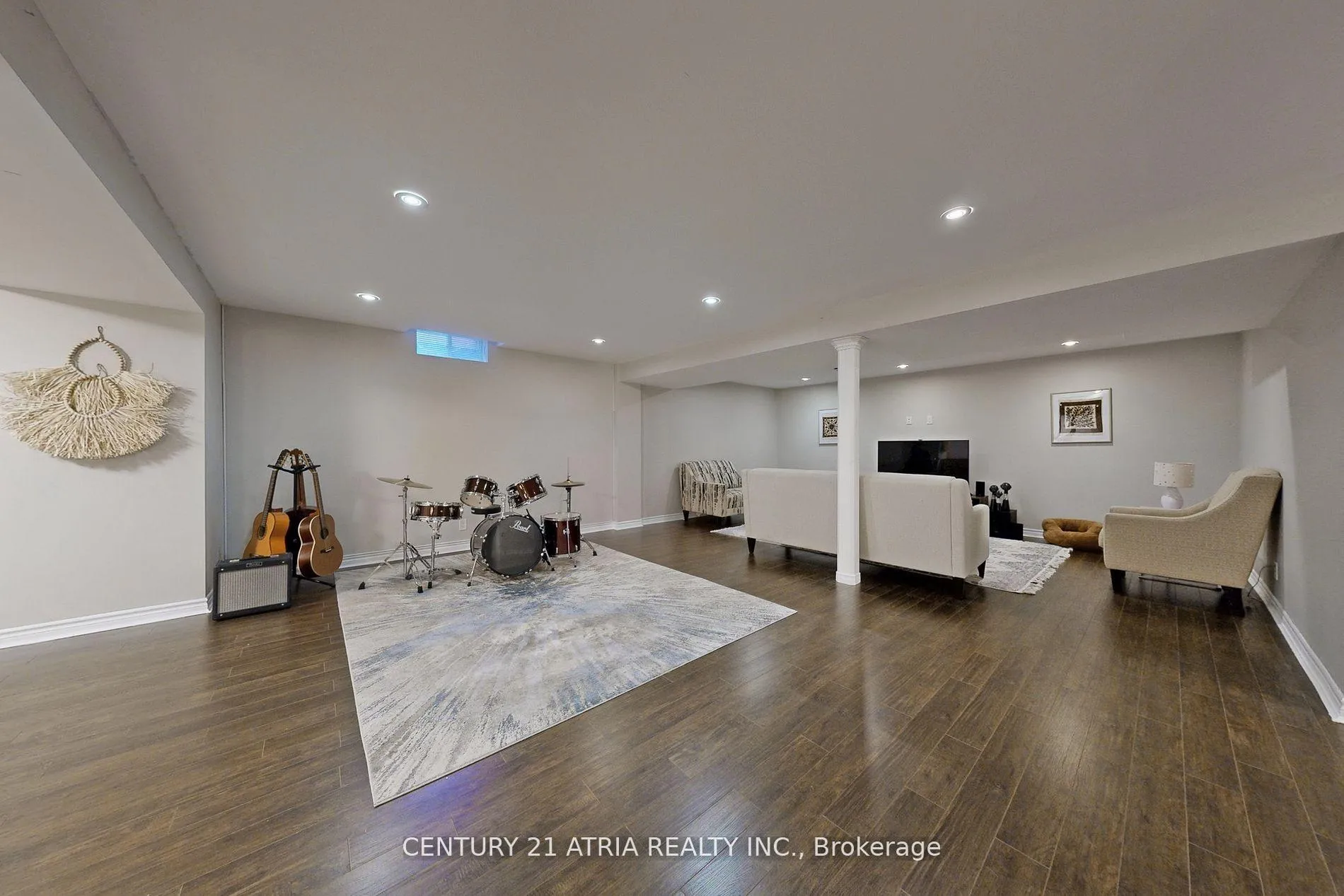 Photo 34 of 490 Kwapis Boulevard, Newmarket, Woodland Hill — HOMEH