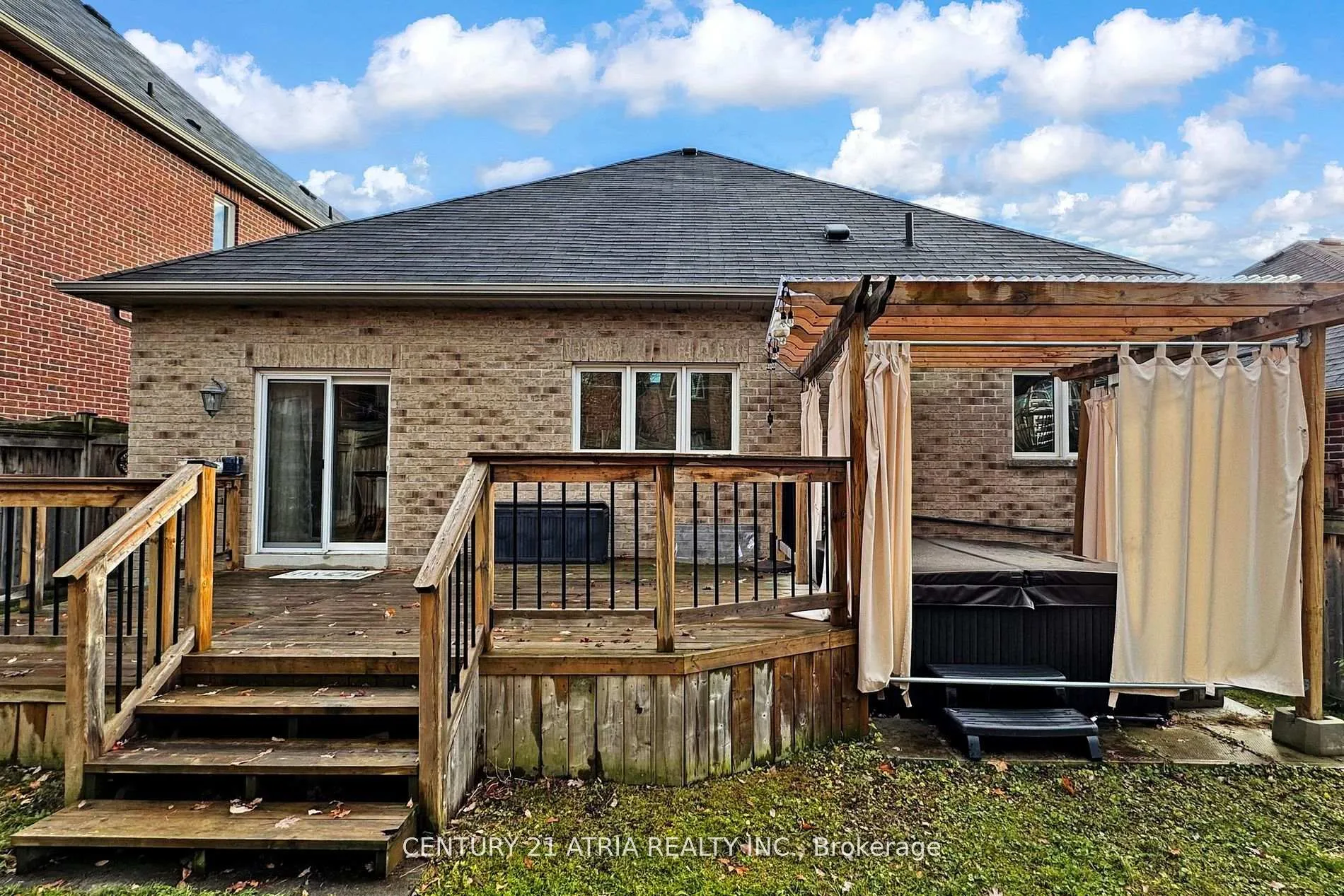 Photo 43 of 490 Kwapis Boulevard, Newmarket, Woodland Hill — HOMEH