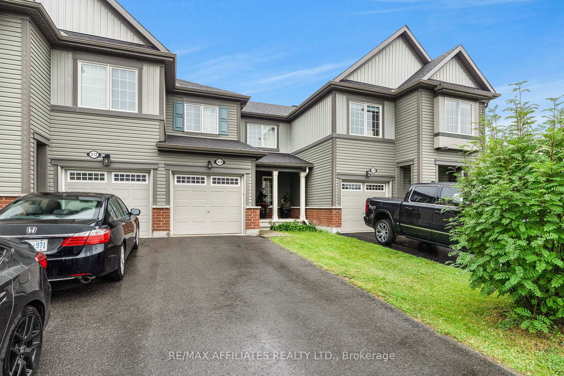 Photo 2 of 514 Broadleaf Street, Ottawa, Avalon West — HOMEH