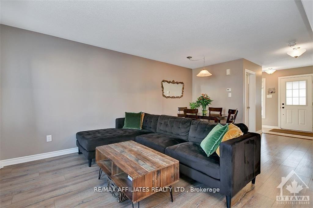 Photo 8 of 514 Broadleaf Street, Ottawa, Avalon West — HOMEH