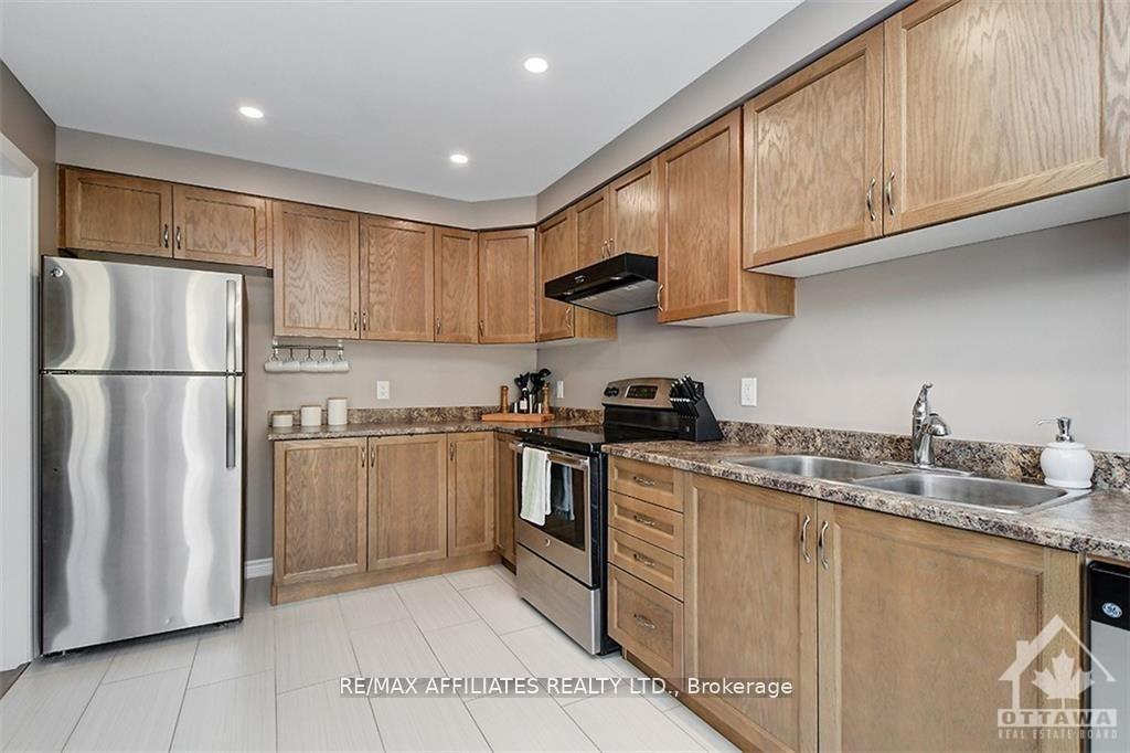 Photo 14 of 514 Broadleaf Street, Ottawa, Avalon West — HOMEH