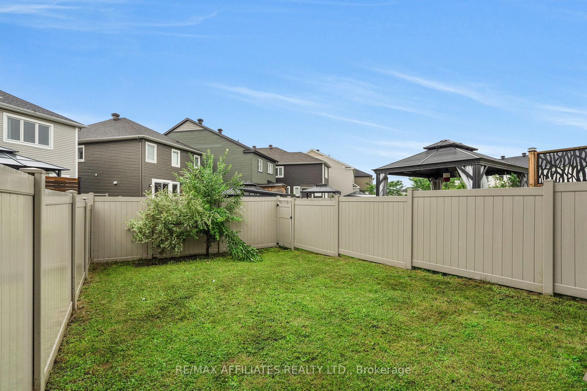 Photo 23 of 514 Broadleaf Street, Ottawa, Avalon West — HOMEH