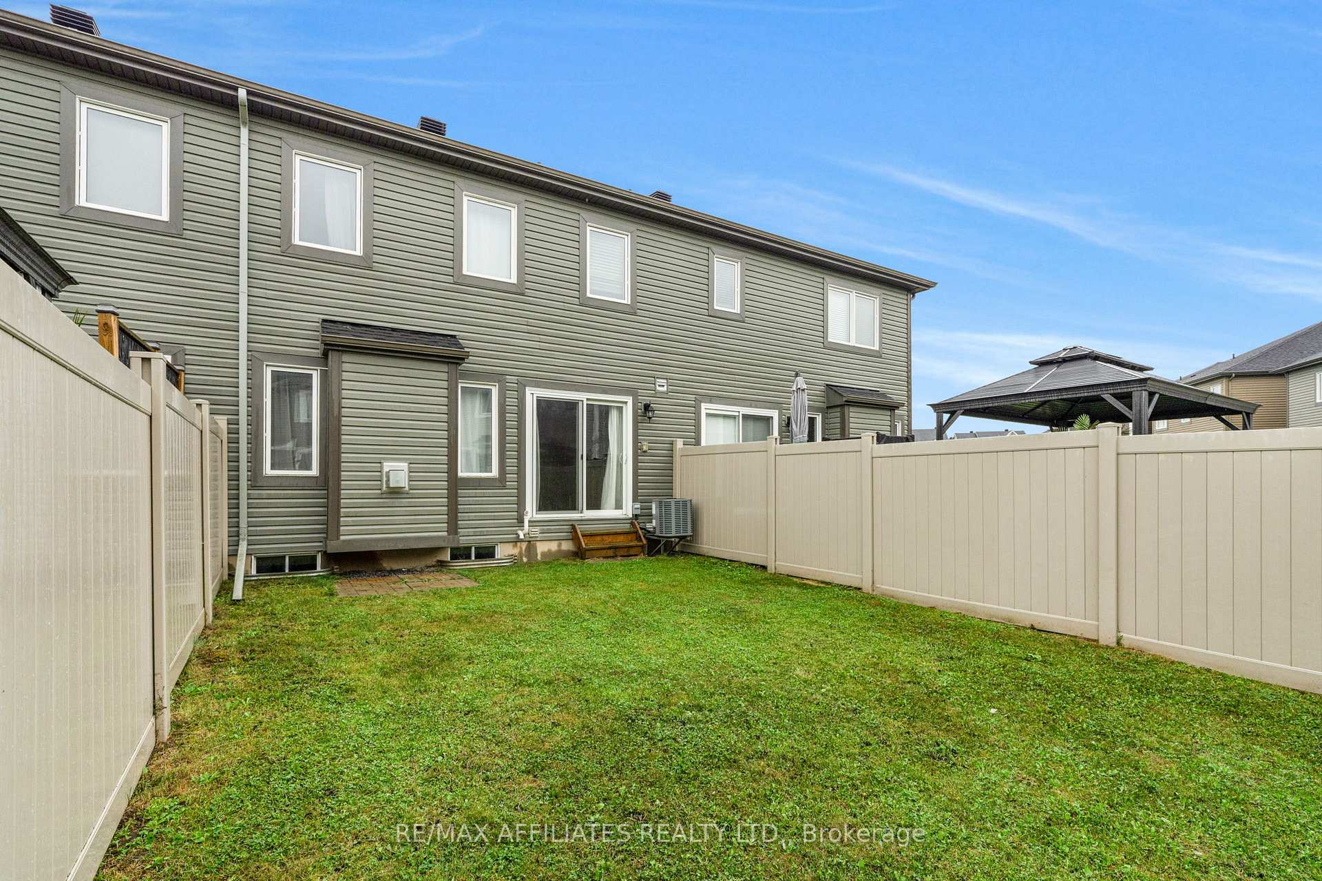 Photo 25 of 514 Broadleaf Street, Ottawa, Avalon West — HOMEH