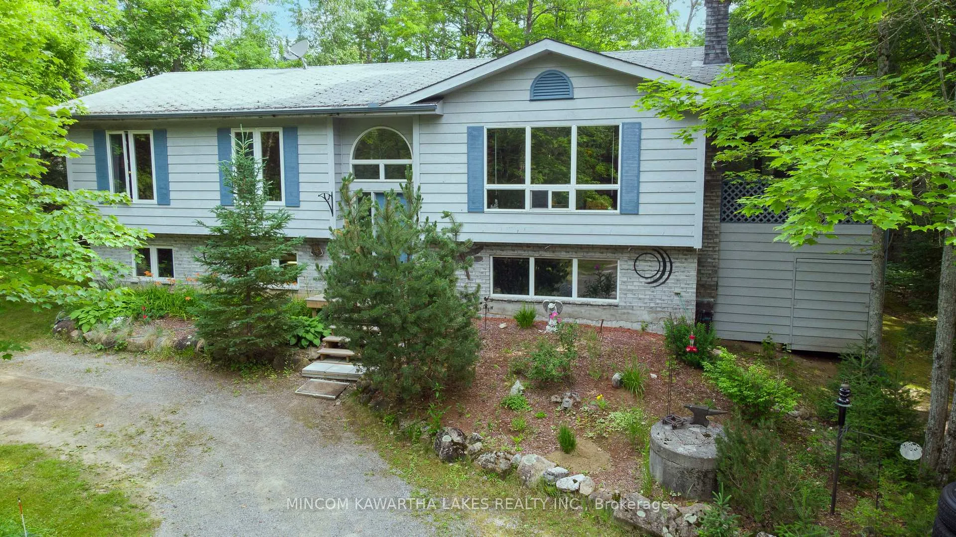 Photo 2 of 1662 County Rd 504, North Kawartha — HOMEH