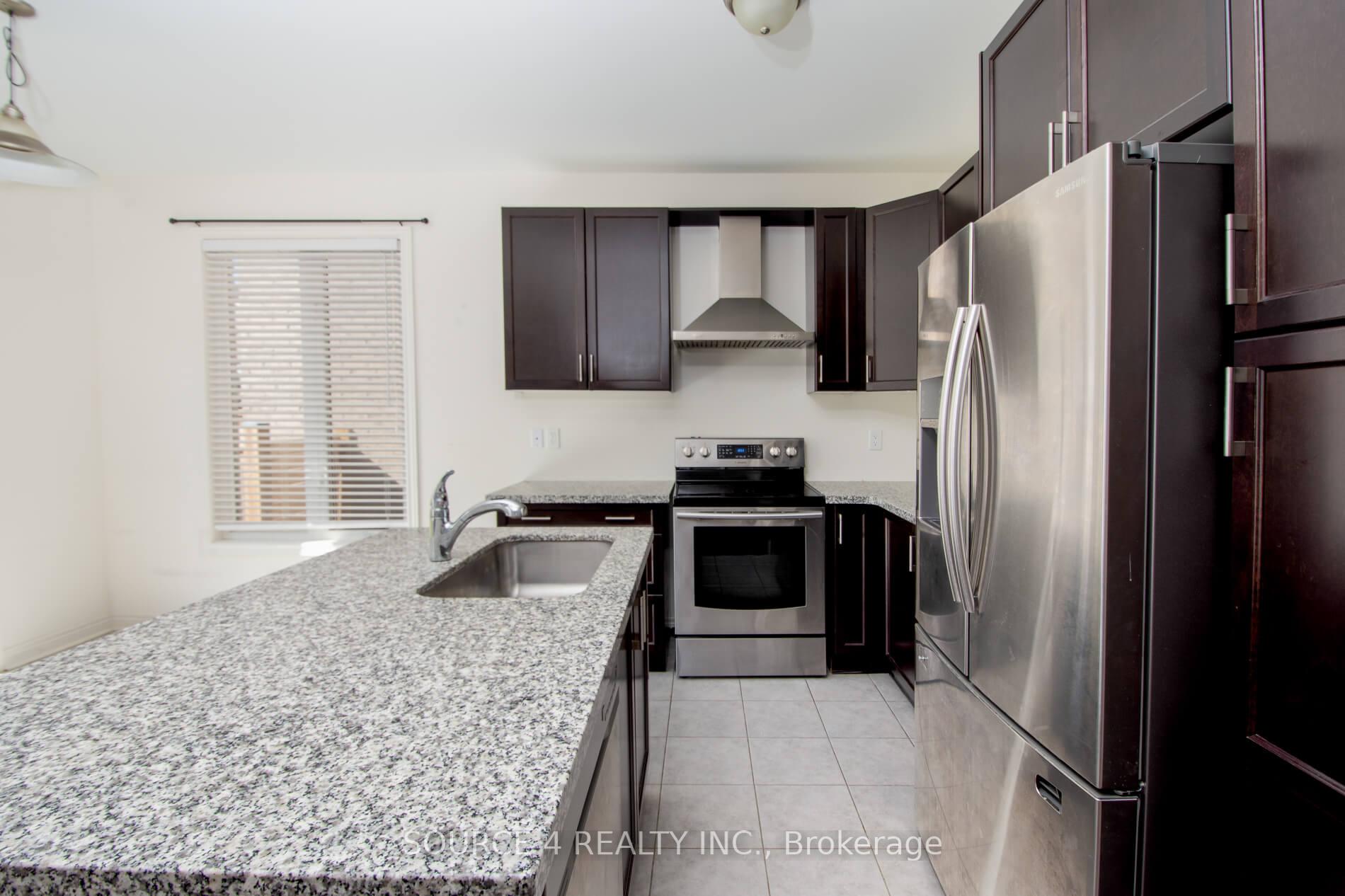 Photo 15 of 31 Mccabe Lane, New Tecumseth, Tottenham — HOMEH