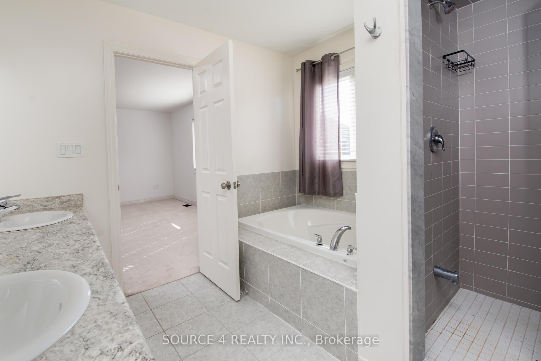 Photo 25 of 31 Mccabe Lane, New Tecumseth, Tottenham — HOMEH