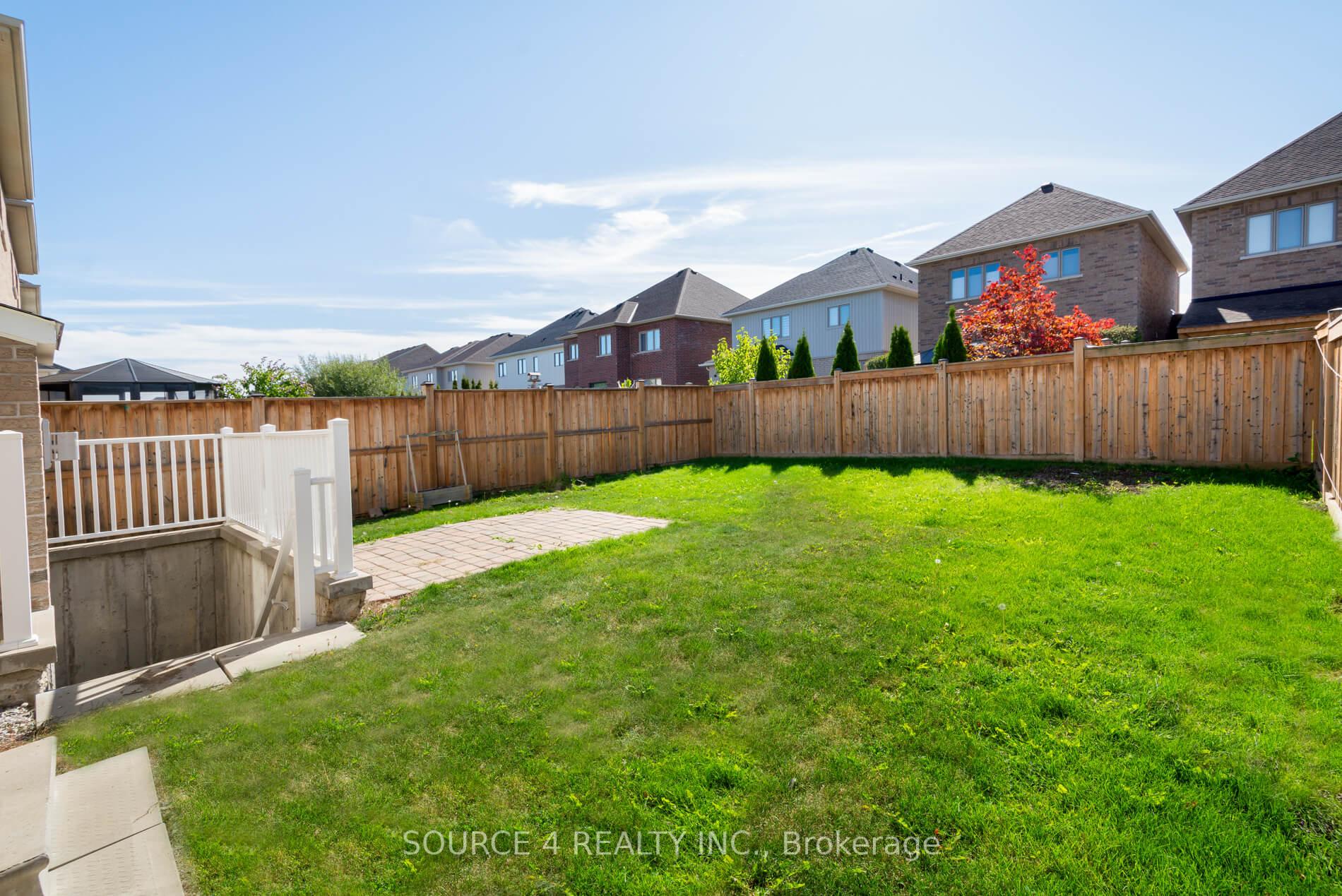 Photo 35 of 31 Mccabe Lane, New Tecumseth, Tottenham — HOMEH
