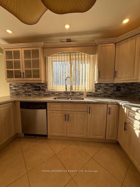 Photo 19 of 334 Wilson Road N, Oshawa, O'Neill — HOMEH