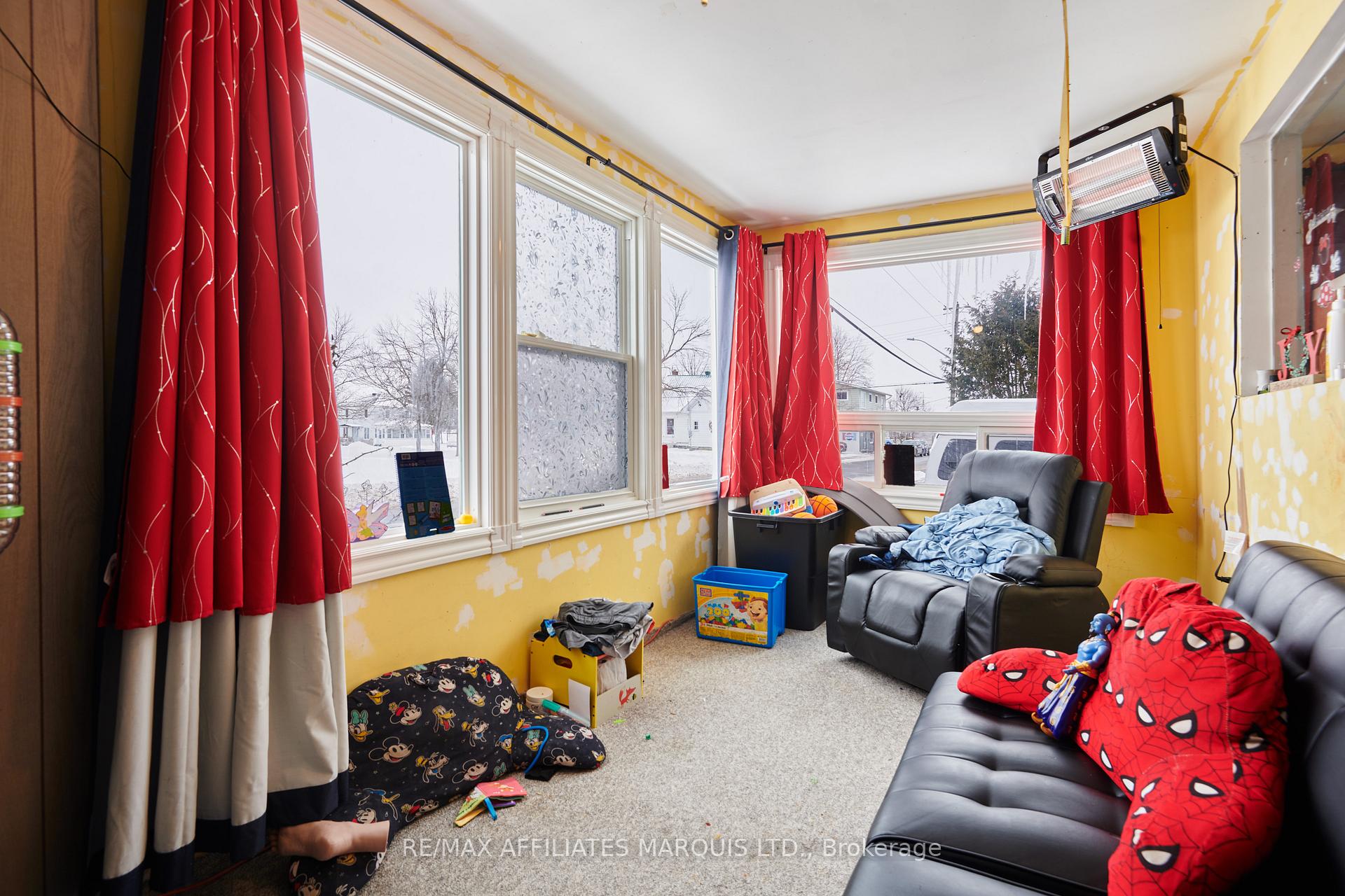 Photo 10 of 146 Bishop Street S, North Glengarry, Alexandria — HOMEH