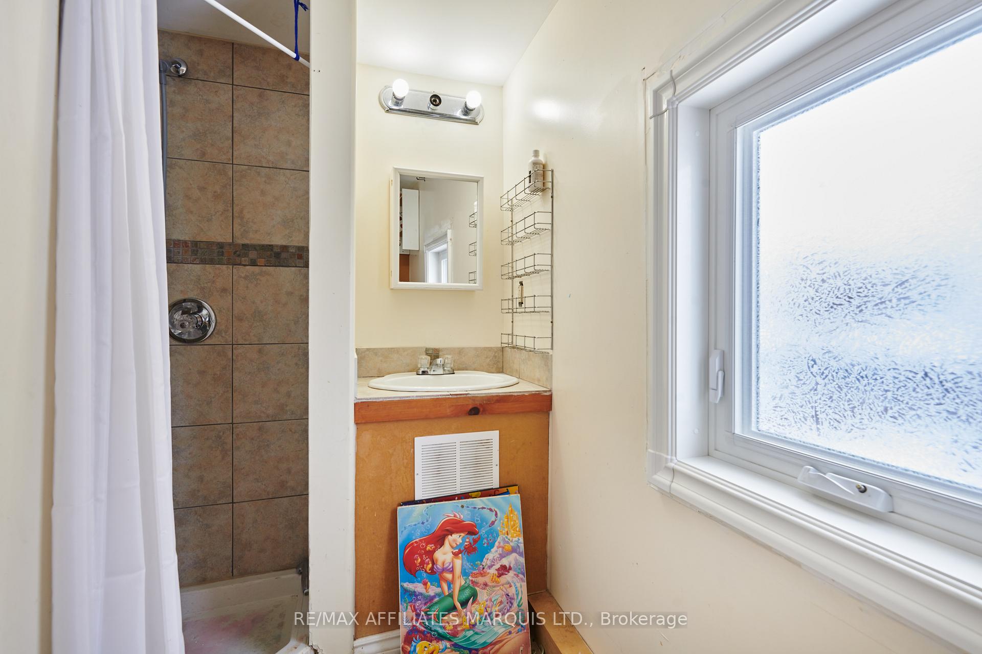 Photo 12 of 146 Bishop Street S, North Glengarry, Alexandria — HOMEH
