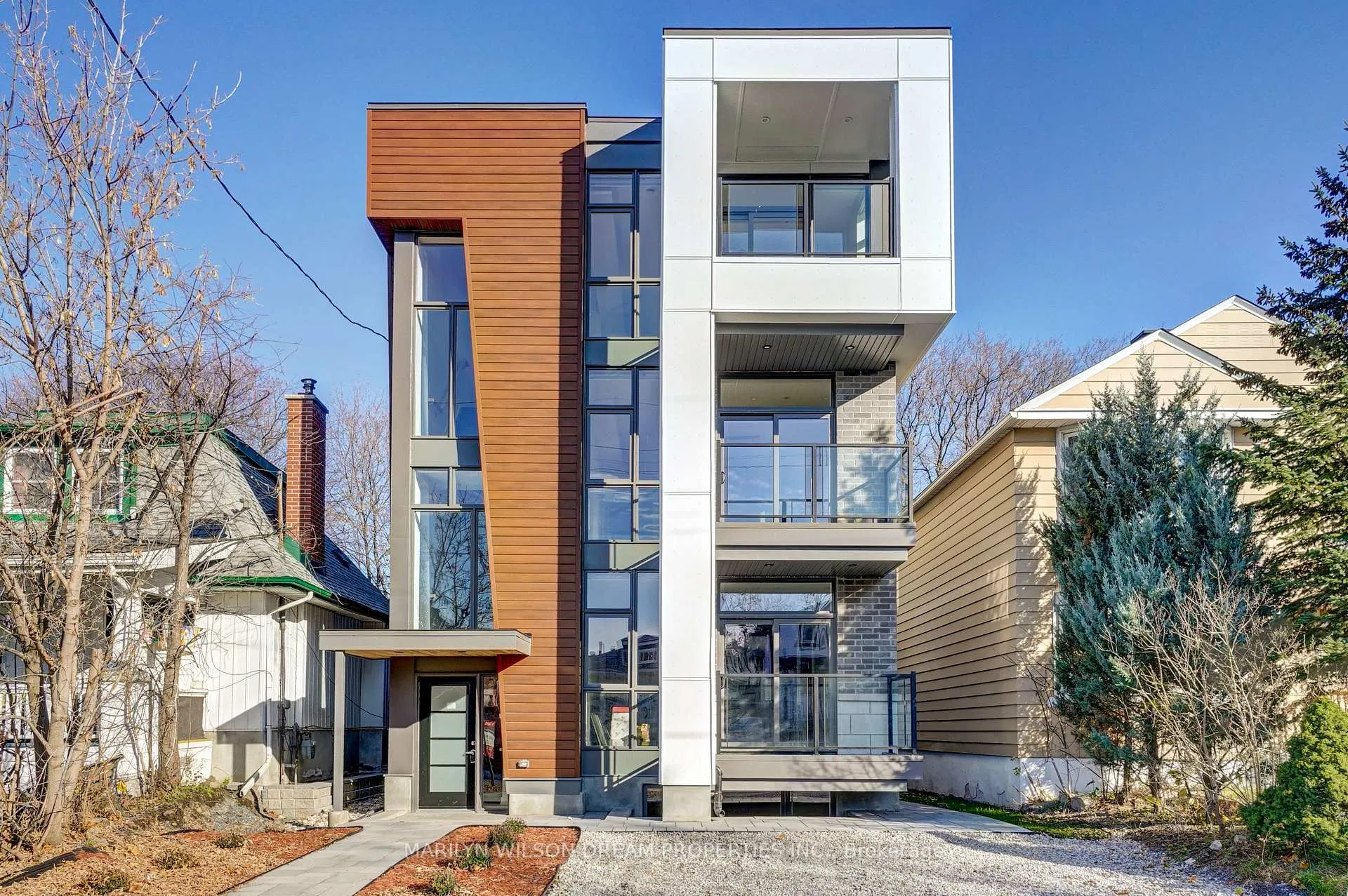 Front of Unit 1, 9 Gilchrist Avenue