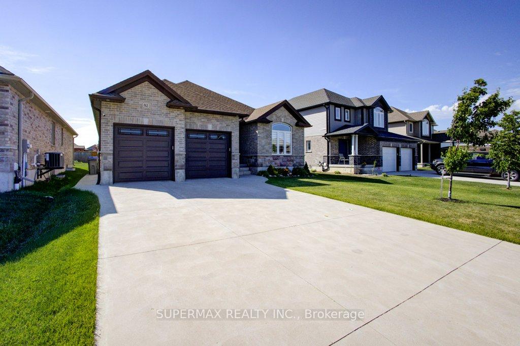Photo 4 of 82 Forbes Crescent, North Perth, Listowel — HOMEH