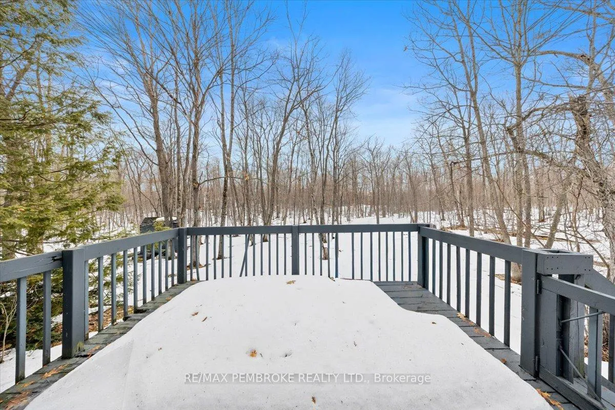 Photo 34 of 1235 Millburn Crescent, Ottawa, Cumberland Ridge — HOMEH