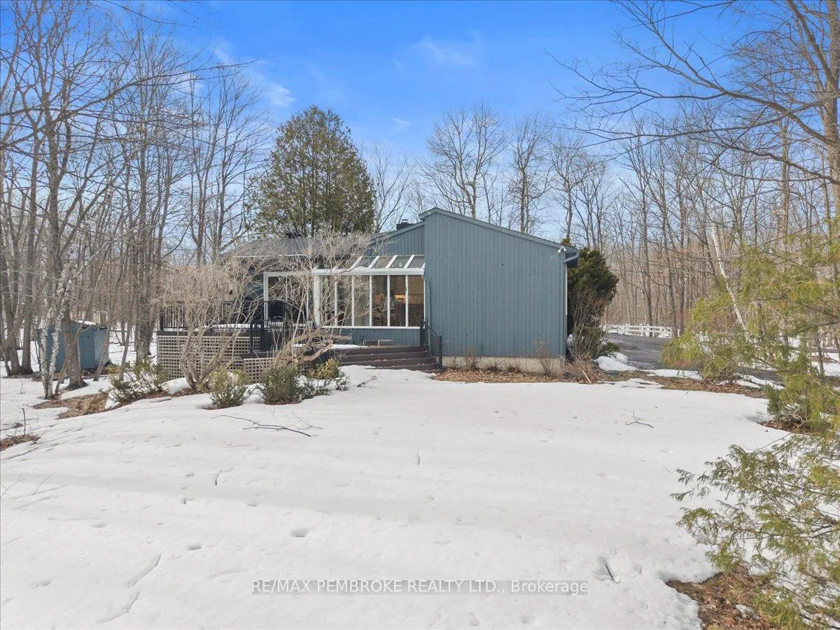 Photo 35 of 1235 Millburn Crescent, Ottawa, Cumberland Ridge — HOMEH