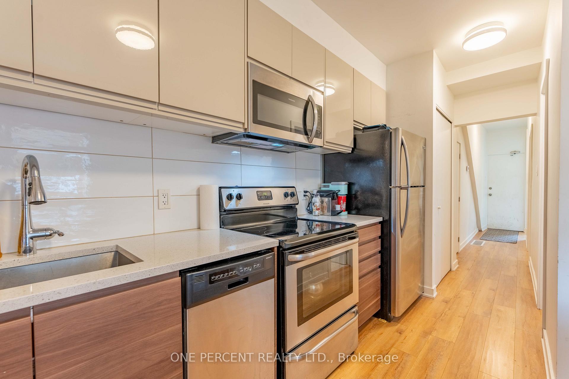 Photo 7 of 103-105 Florence Street, Ottawa, Ottawa Centre — HOMEH