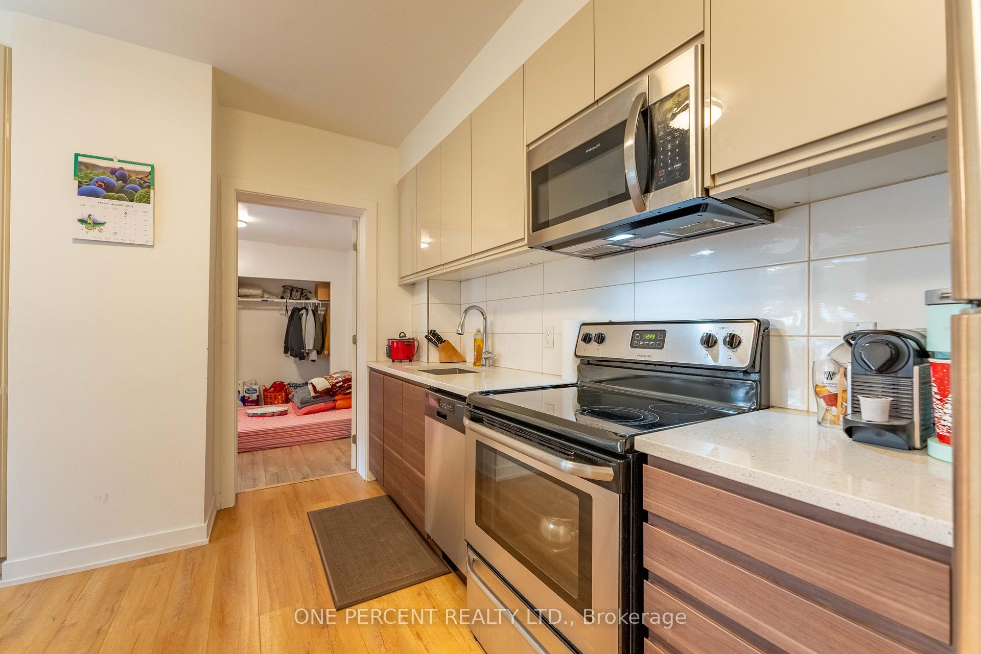 Photo 9 of 103-105 Florence Street, Ottawa, Ottawa Centre — HOMEH