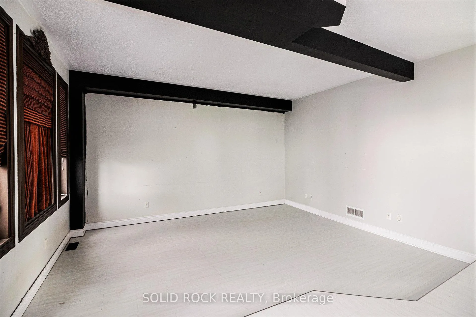 Photo 12 of 2121 Valin Street, Ottawa, Springridge/East Village — HOMEH