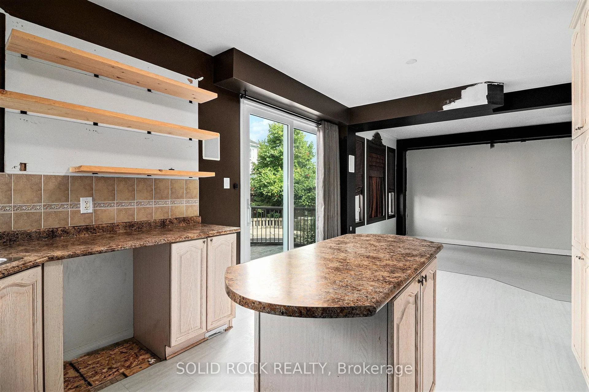 Photo 17 of 2121 Valin Street, Ottawa, Springridge/East Village — HOMEH