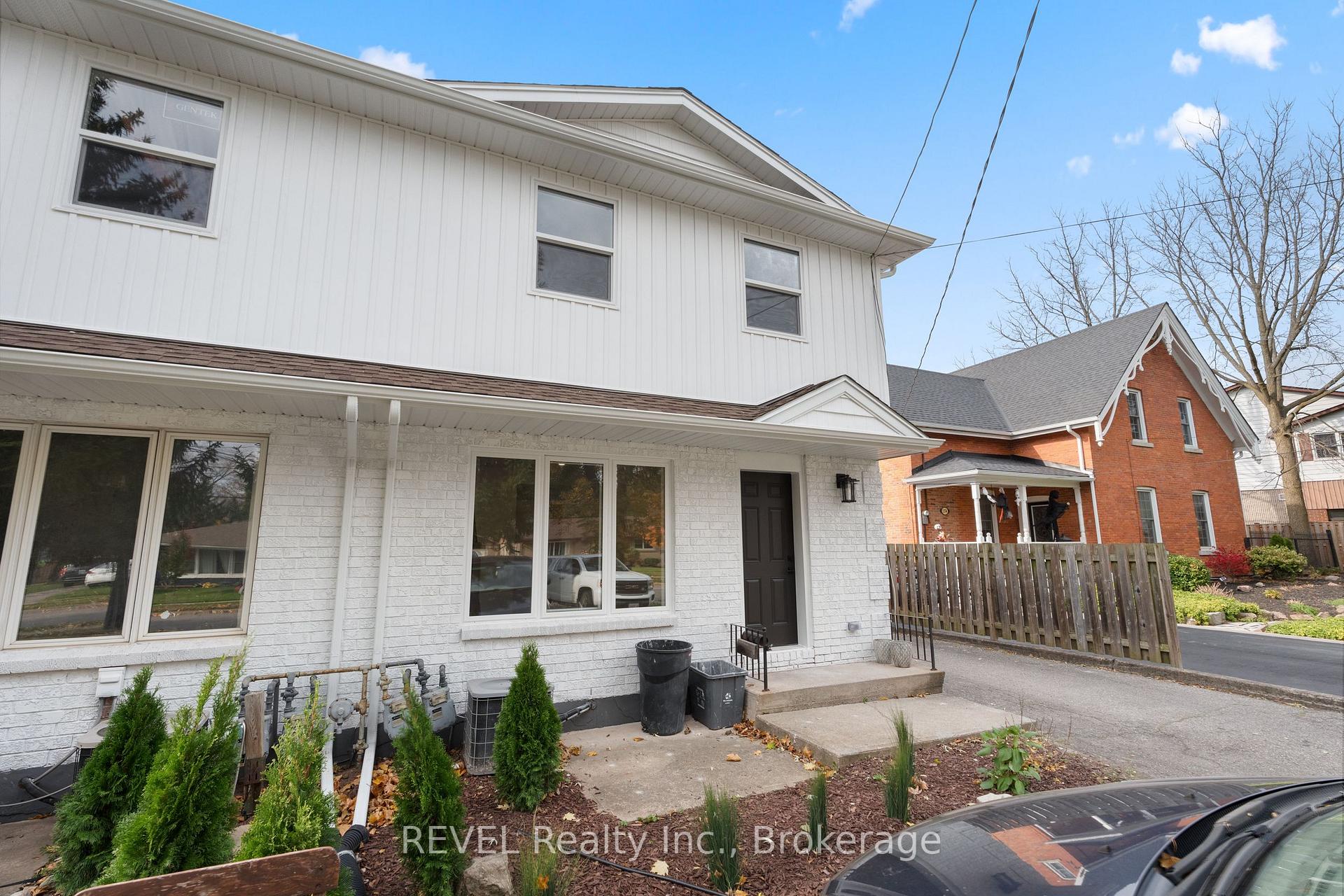 Photo 5 of 1372 Haist Street, Pelham, Fonthill — HOMEH