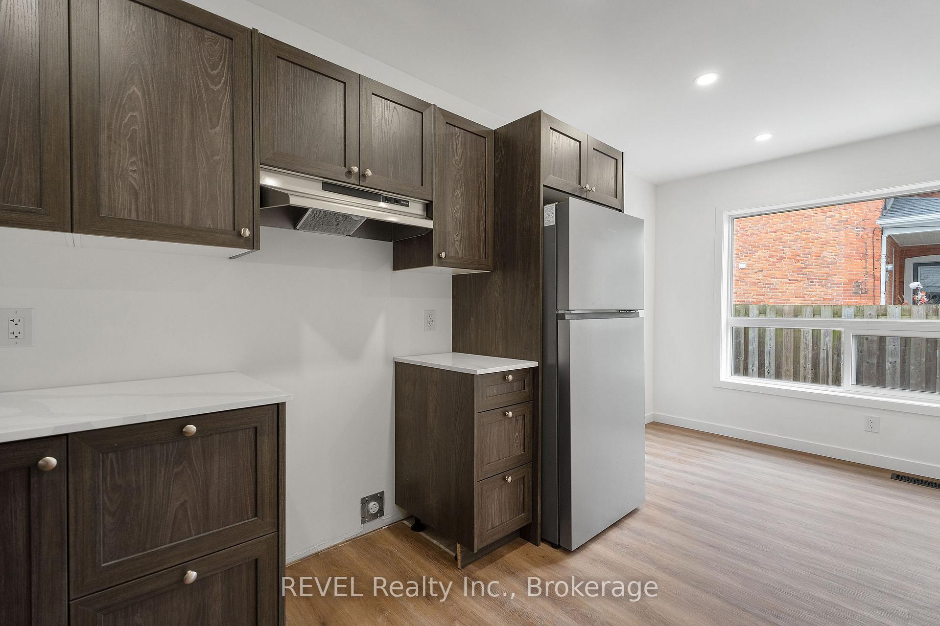 Photo 15 of 1372 Haist Street, Pelham, Fonthill — HOMEH