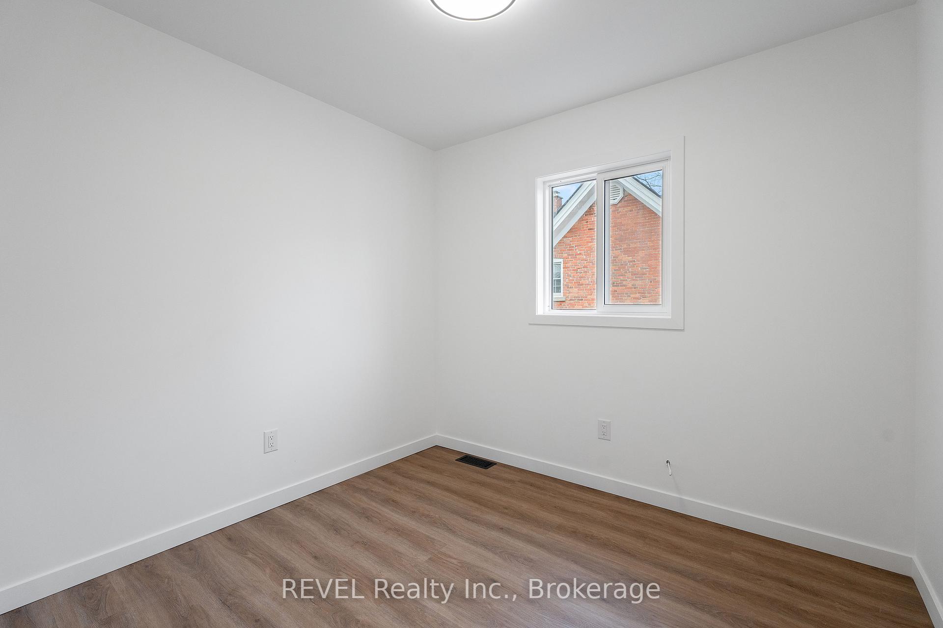 Photo 21 of 1372 Haist Street, Pelham, Fonthill — HOMEH