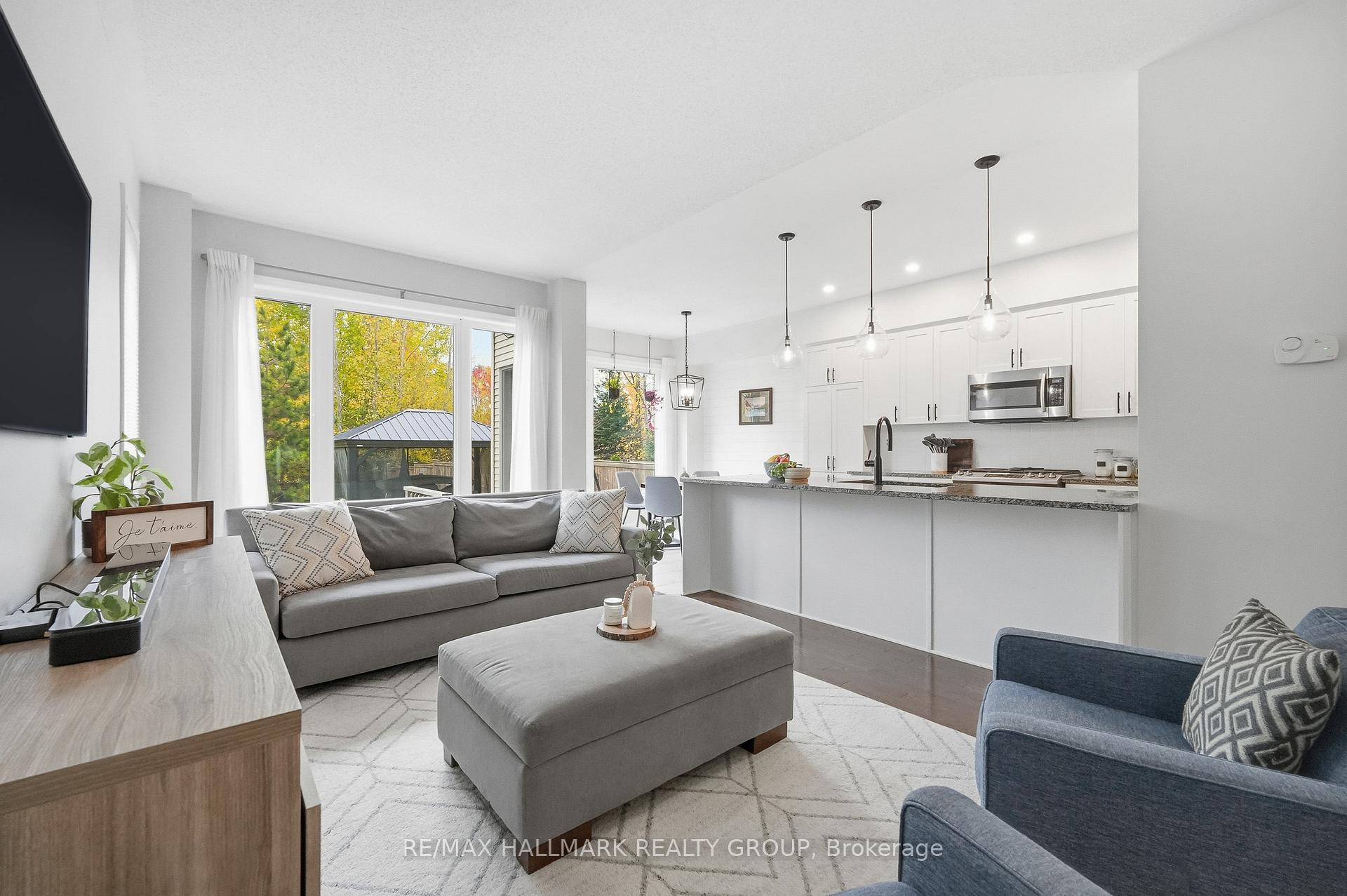 Photo 10 of 314 Melodie Street, Ottawa, Mer Bleue/Bradley Estates/Anderson Park — HOMEH