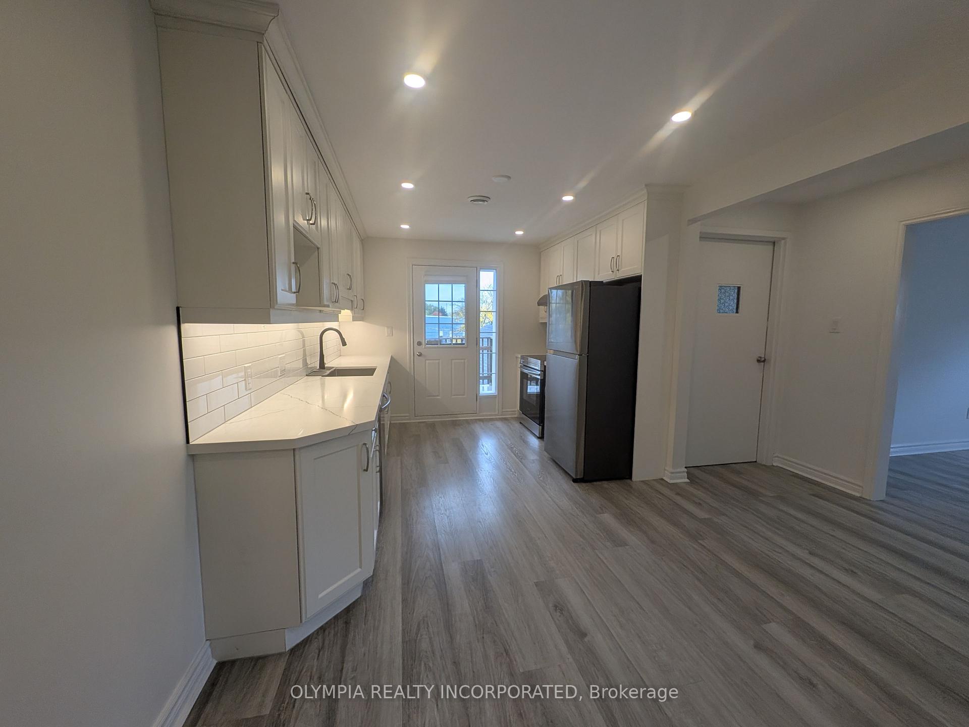 Photo 3 of Unit 3, 5602 George Street, Niagara Falls, Cherrywood — HOMEH