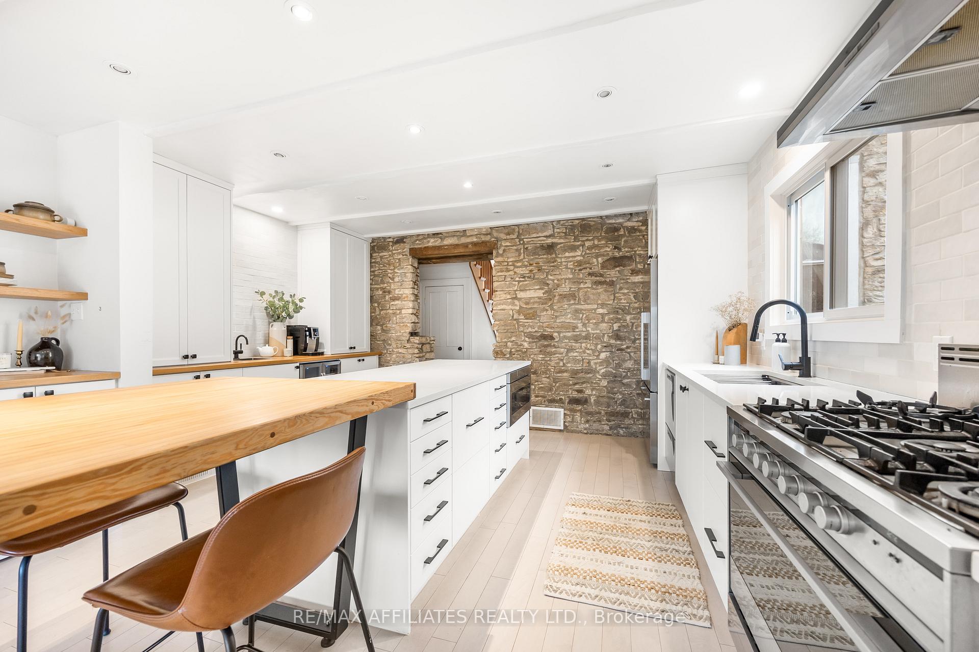 Photo 10 of 19 Foster Street, Perth — HOMEH
