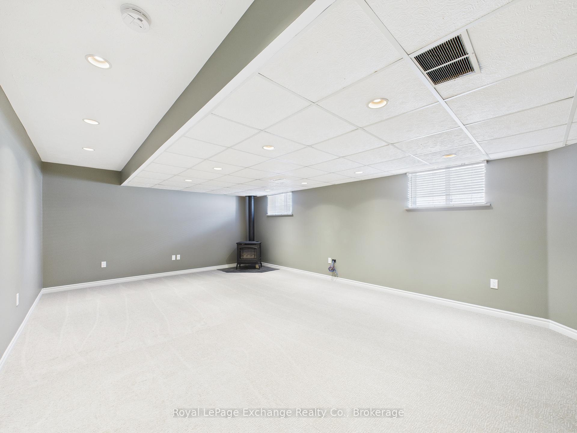 Photo 32 of 172 Park Drive, North Huron, Wingham — HOMEH