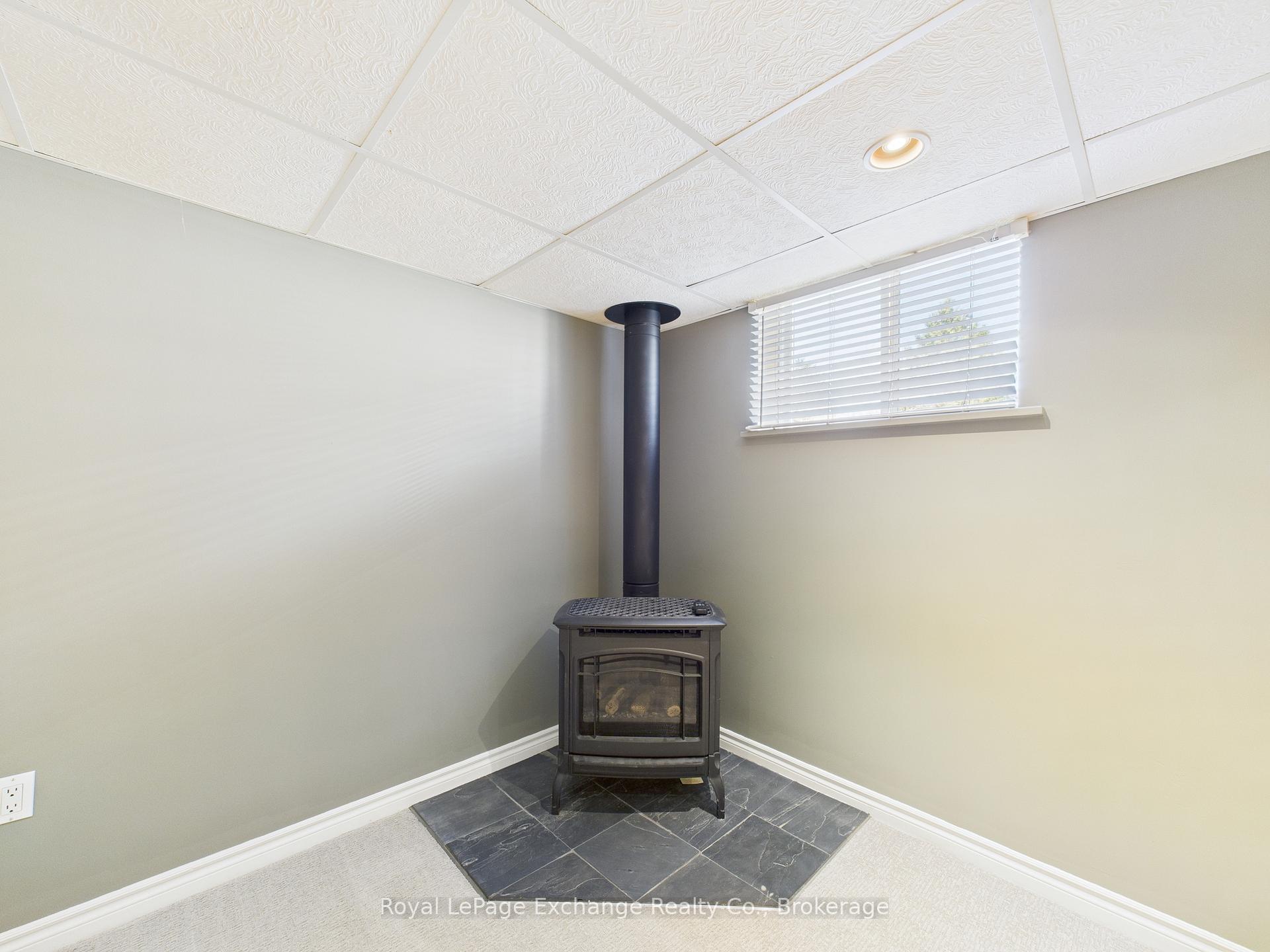 Photo 33 of 172 Park Drive, North Huron, Wingham — HOMEH