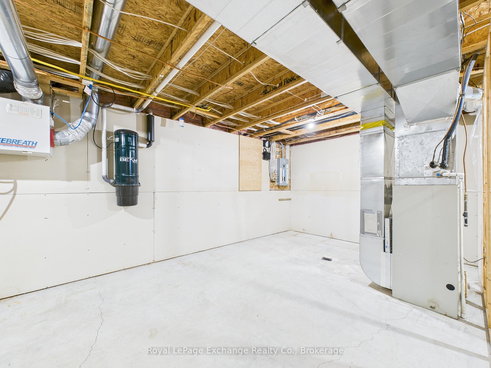 Photo 36 of 172 Park Drive, North Huron, Wingham — HOMEH