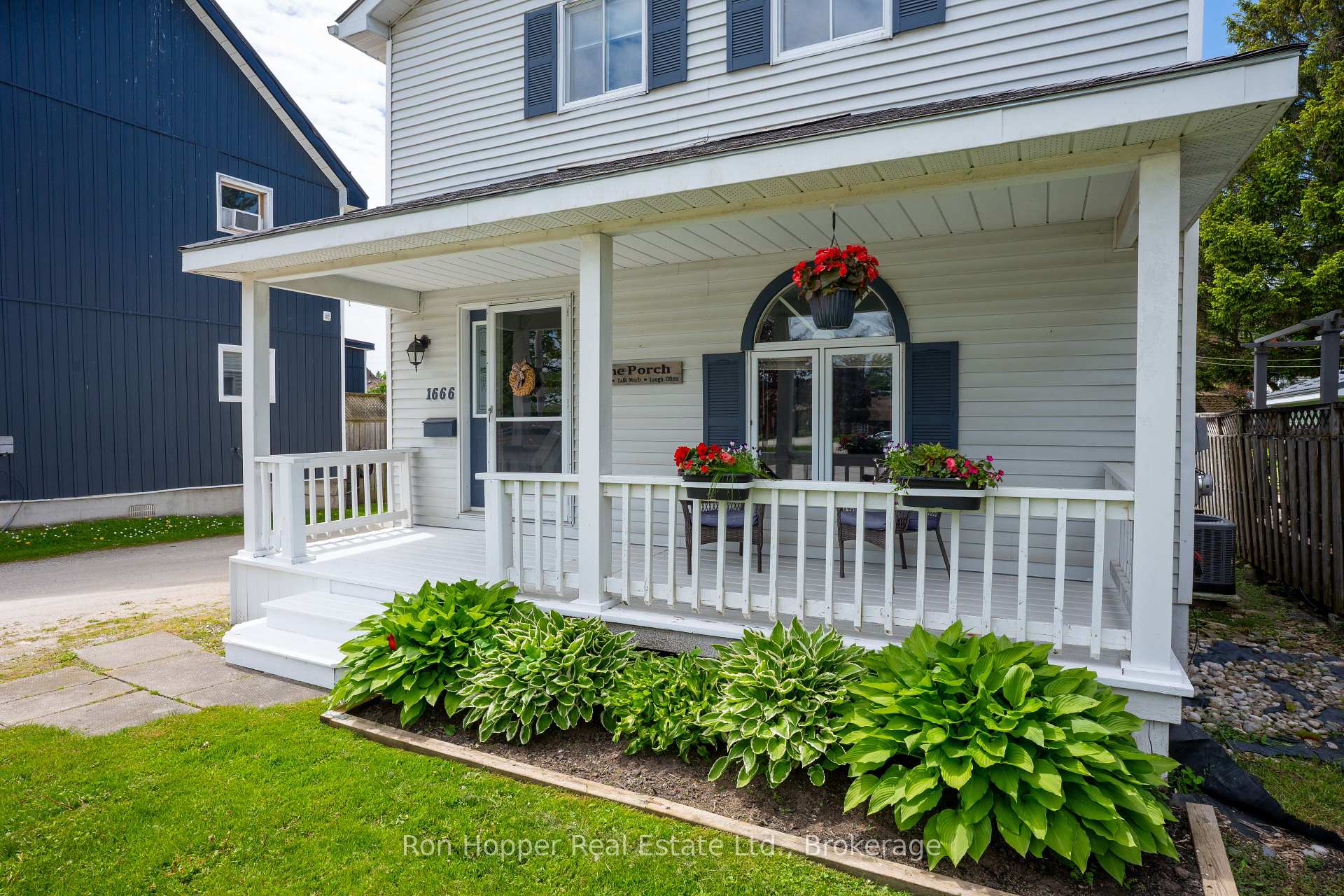 Front of 1666 3rd Avenue W