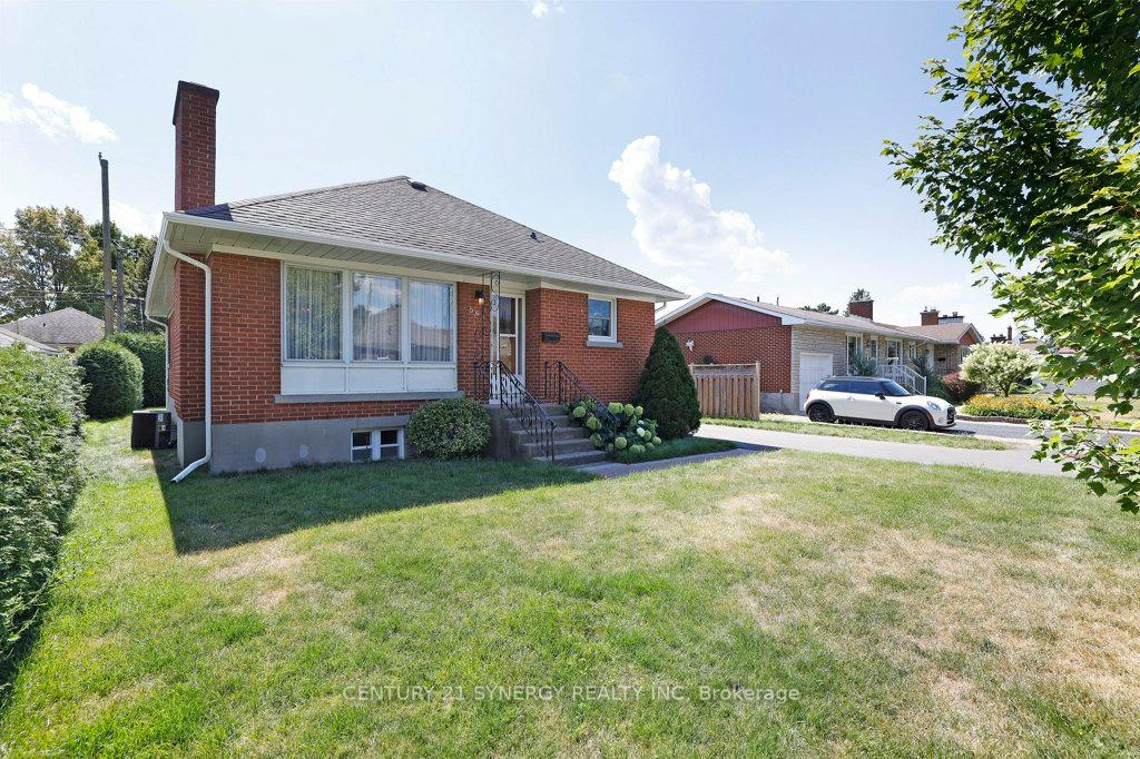 Photo 1 of 564 Alesther Street, Ottawa, Overbrook/Castle Heights — HOMEH
