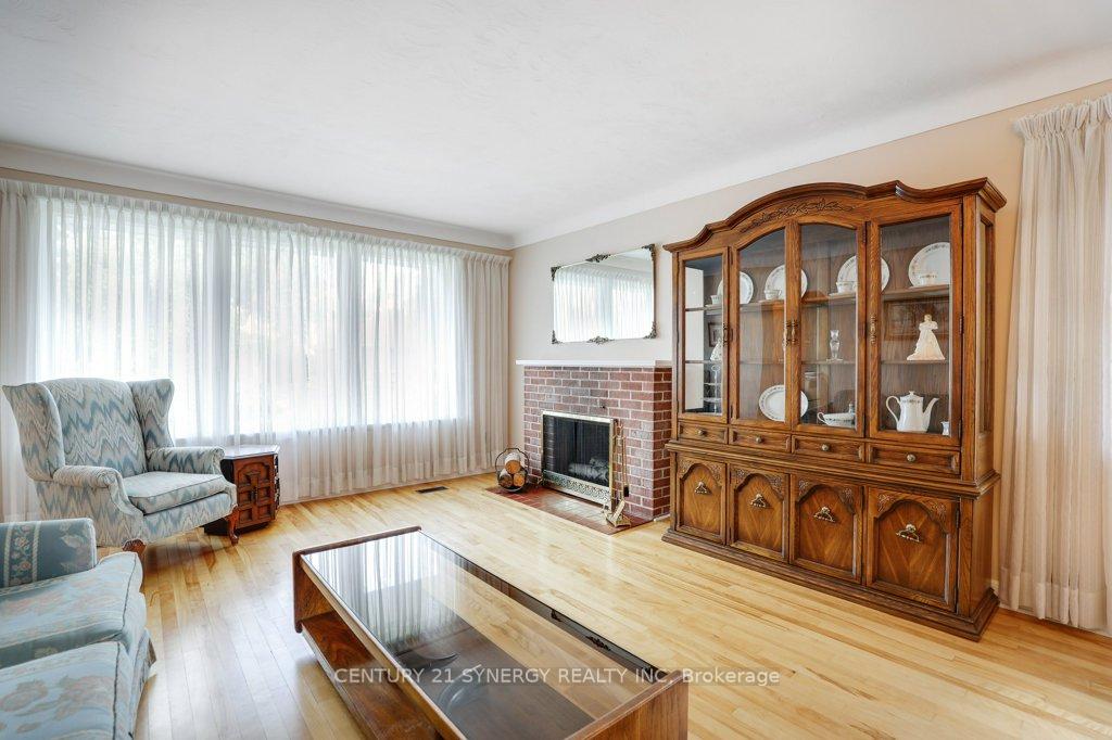 Photo 8 of 564 Alesther Street, Ottawa, Overbrook/Castle Heights — HOMEH