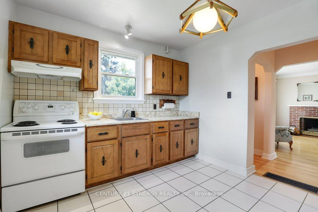 Photo 14 of 564 Alesther Street, Ottawa, Overbrook/Castle Heights — HOMEH